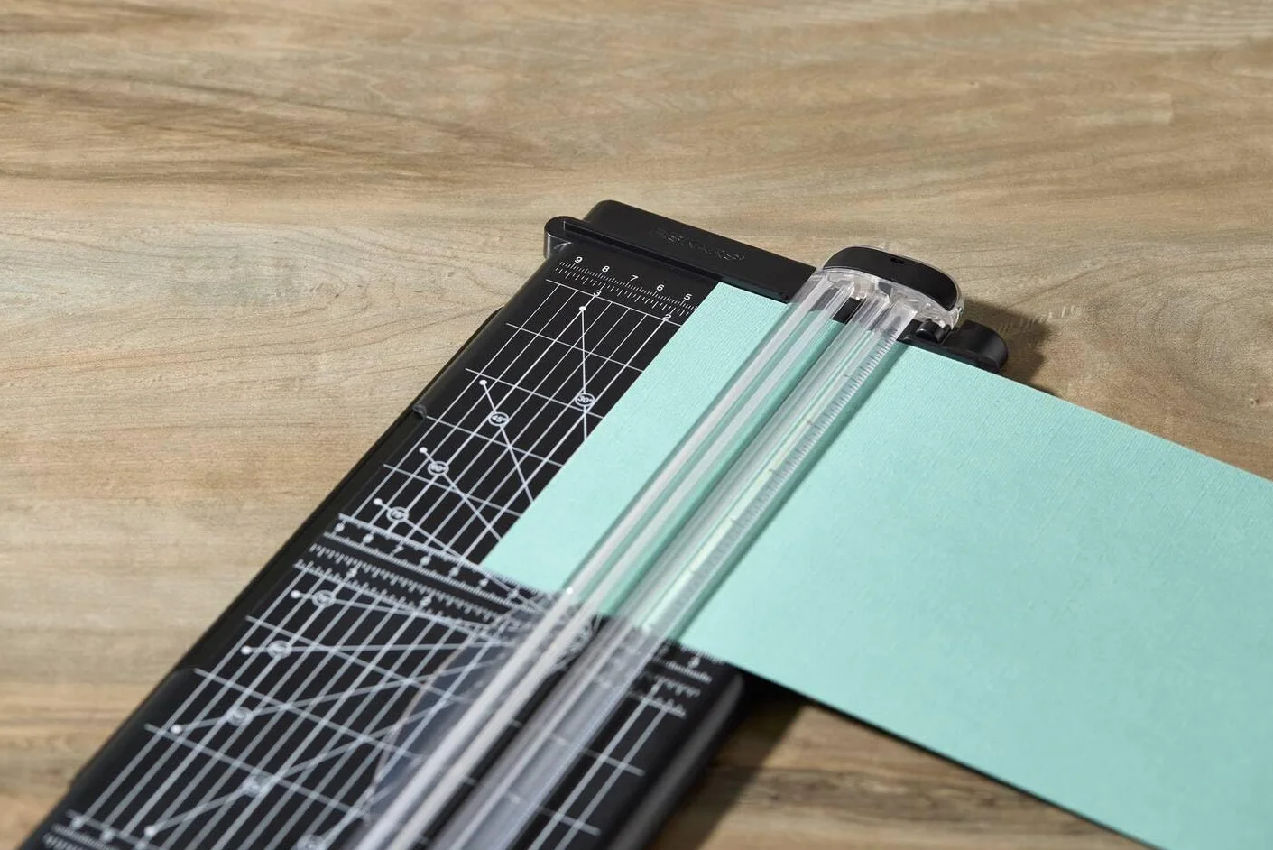 Fiskars Trymer SureCut A4 z mieszanki recyklingowej