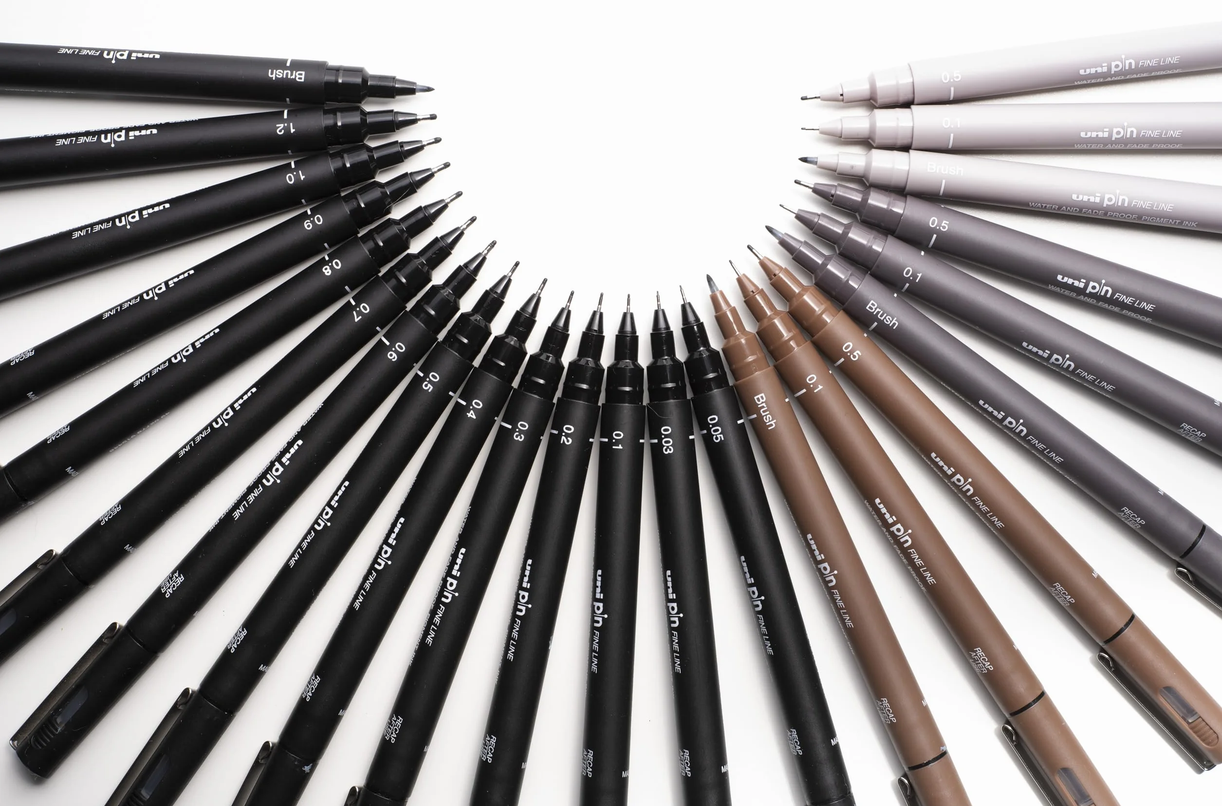 Uni-Ball Zestaw pinów 5P BRUSH ART