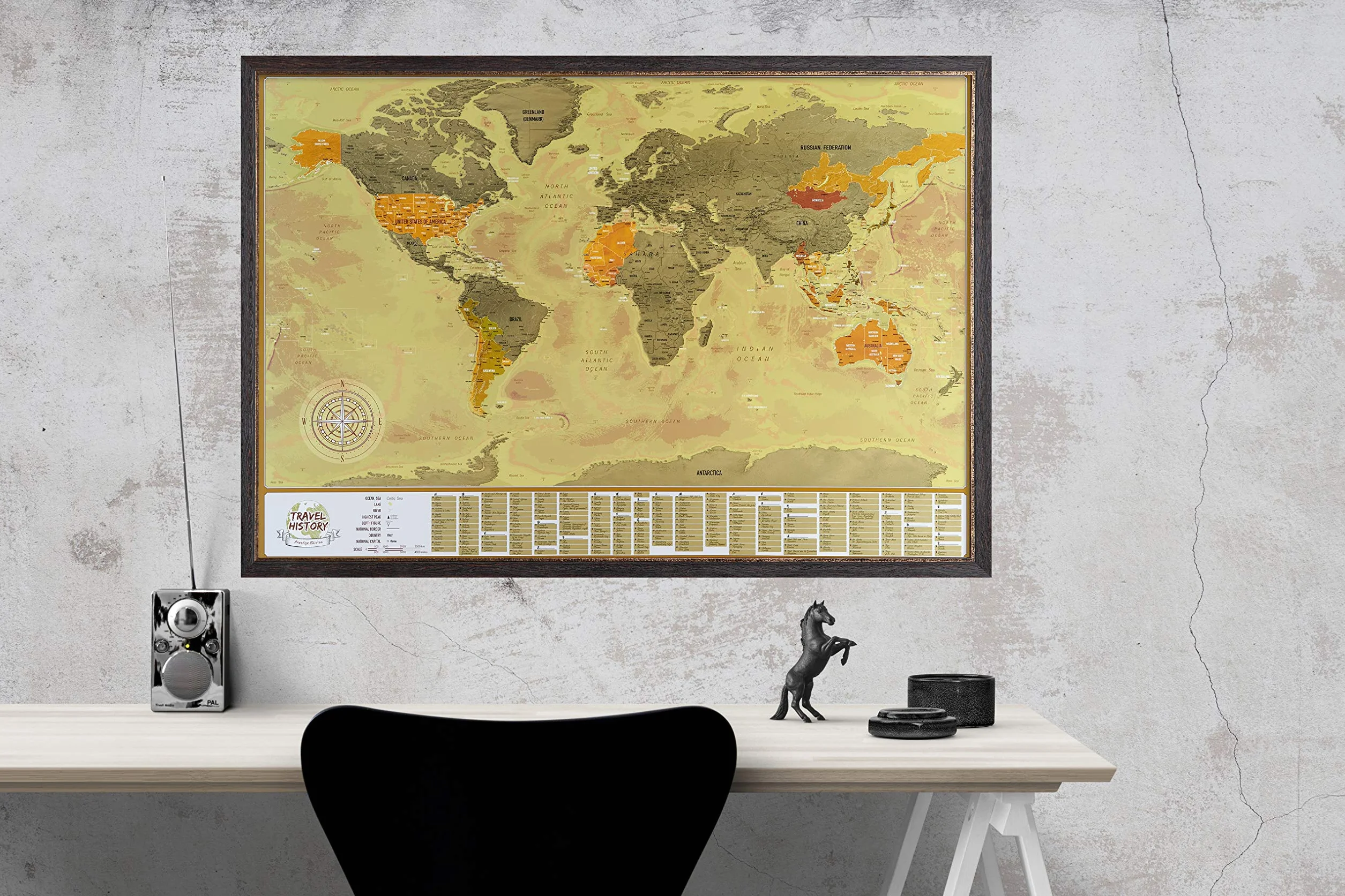 Mapa Świata do Zdrapywania z Flagami 84 x 57 cm