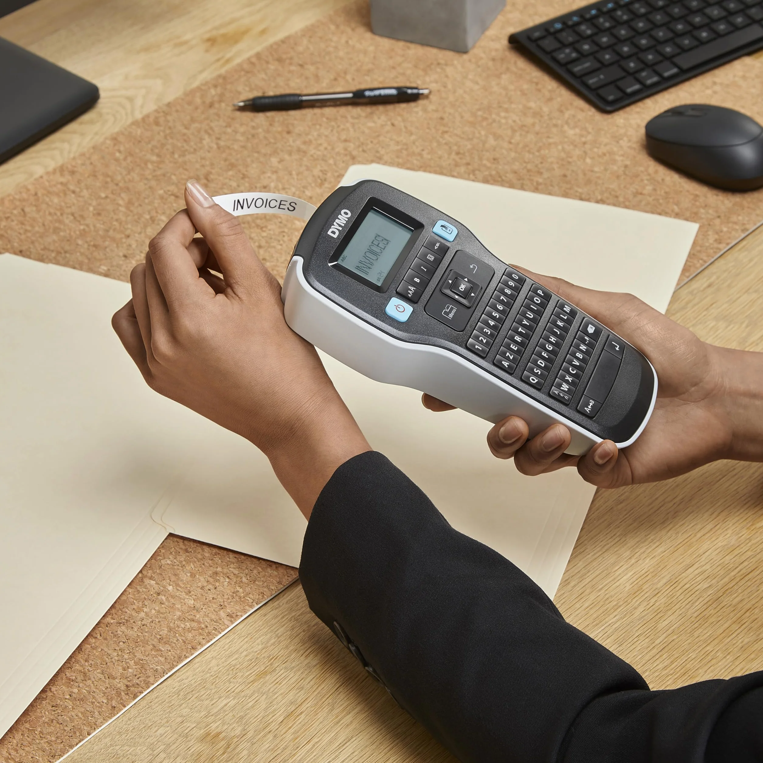 DYMO LabelManager 160 Zestaw startowy do drukarki etykiet z 3 rolkami taśmy Dymo D1, klawiatura QWERTY