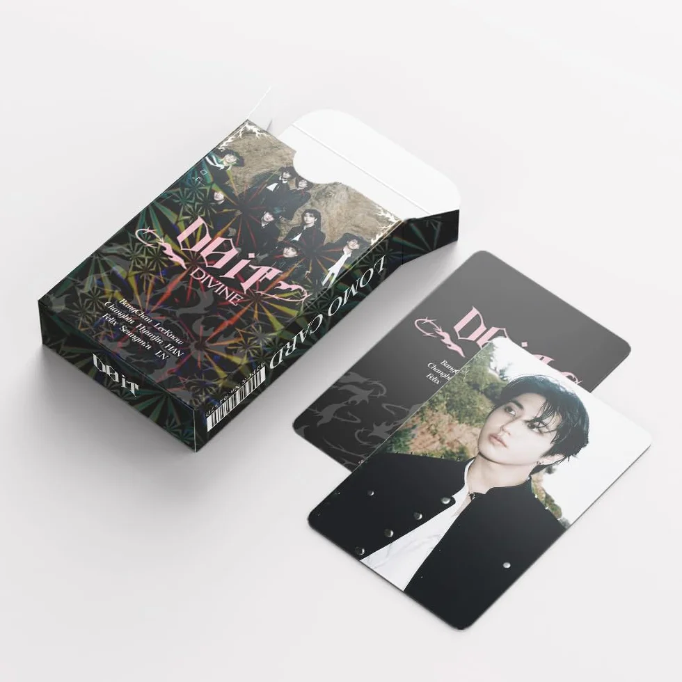 Stray Kids Photocards 60 sztuk Karty Fotograficzne SKZ Lomo + 32 Naklejki