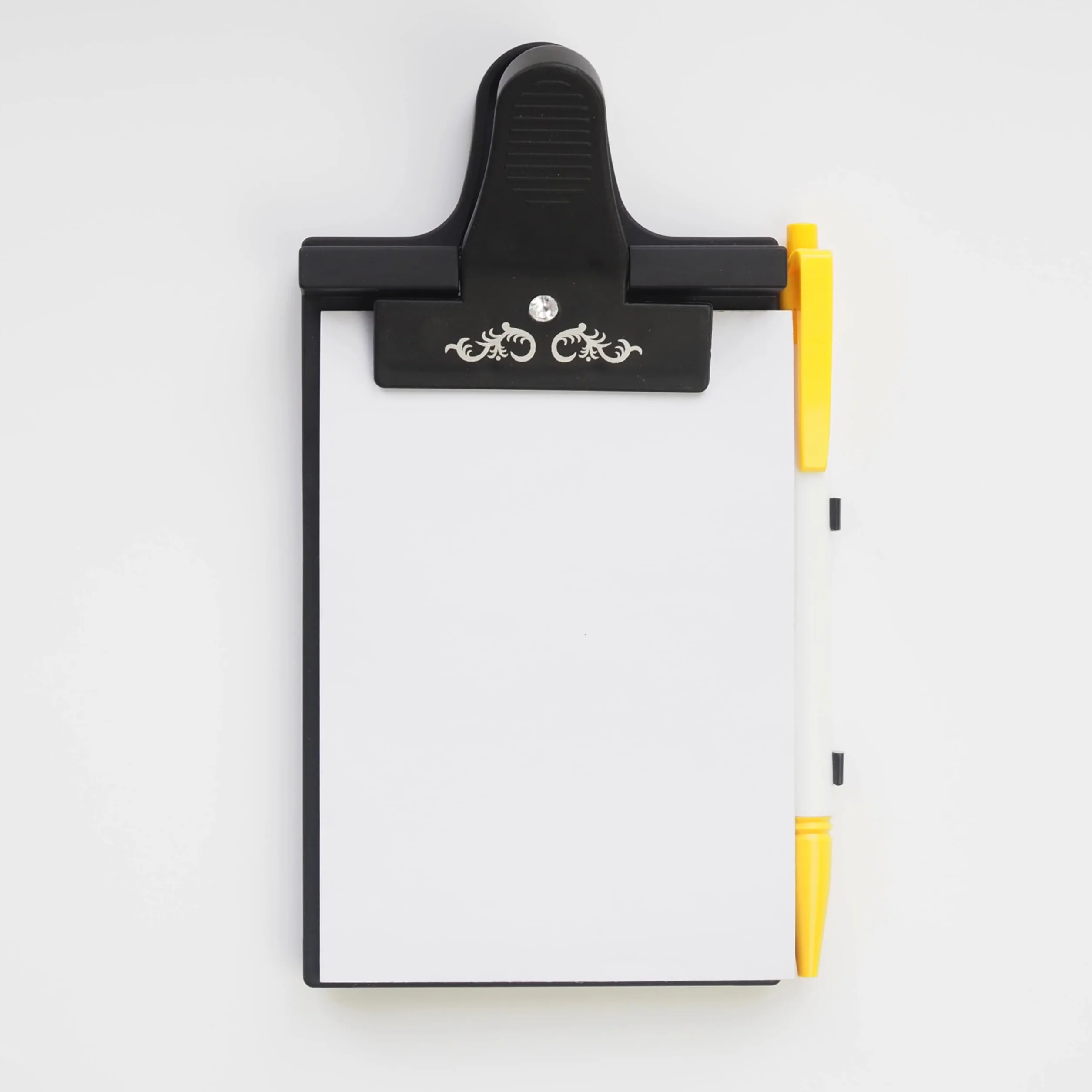 Clipboard do samochodu z uchwytem na długopis i uchwytem na bloknot, uniwersalny uchwyt na przyssawkę z elastycznym ramieniem, w zestawie 1 bloknot - od Mobi Lock