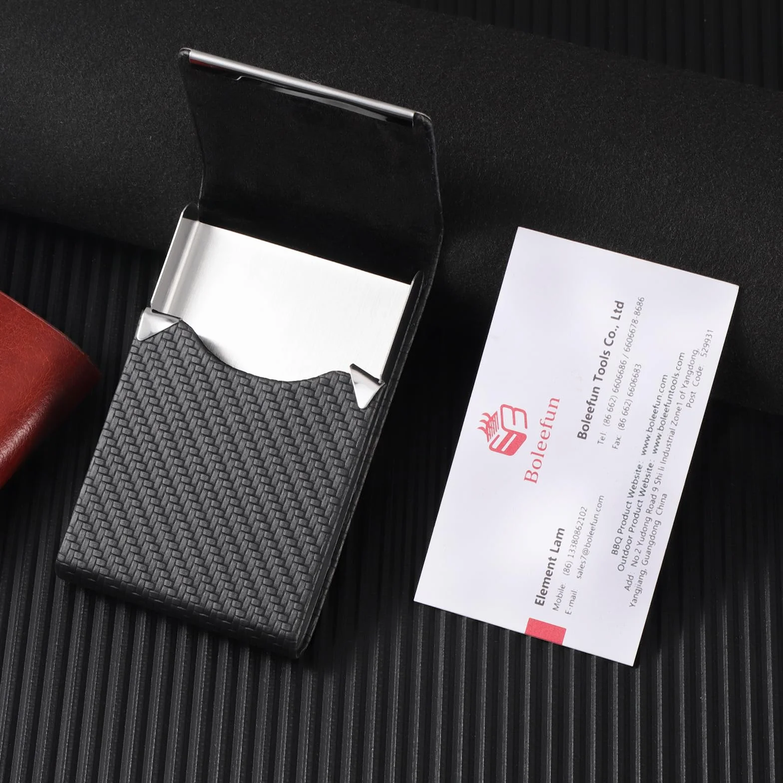 Etui na wizytówki, skóra PU, kieszeń na wizytówki, dla kobiet i mężczyzn, metalowe etui na karty, ze stali nierdzewnej, wizytówki, z zapięciem magnetycznym, do podróży i pracy