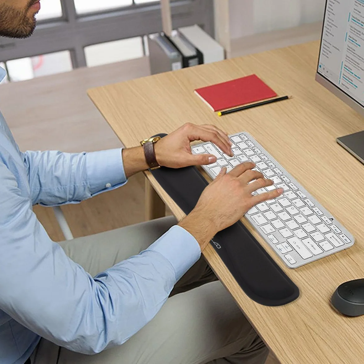 ELZO Podpórka pod nadgarstek z wygodną wyściółką z pianki pamięciowej, antypoślizgowa gumowa podstawą i ergonomiczną konstrukcją, do komputera PC, laptopa Mac