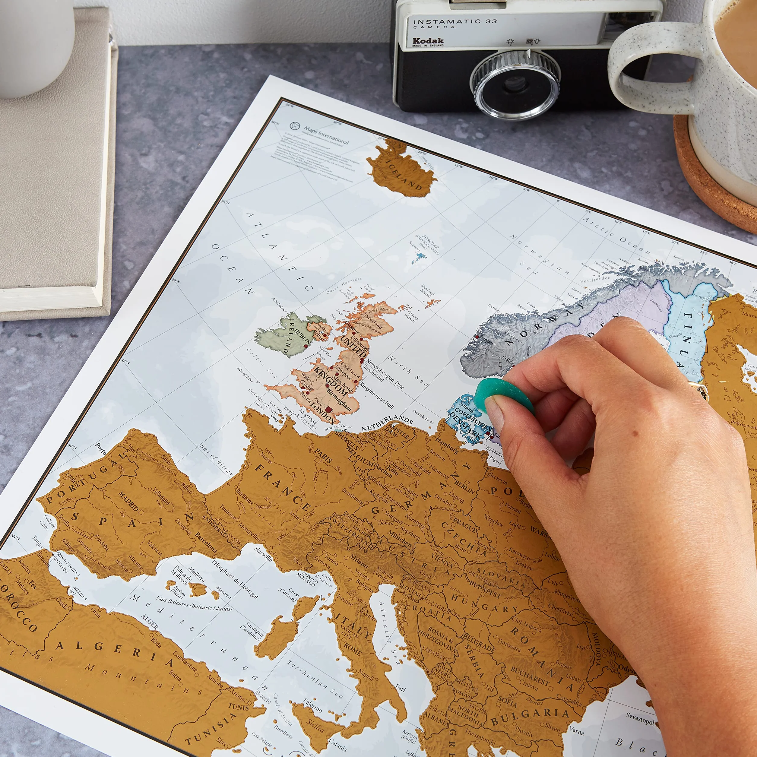 Zdrap mapę Europy – zdrap miejsca, które podróżujesz! - Szczegóły kartograficzne - 42 x 29,7 cm