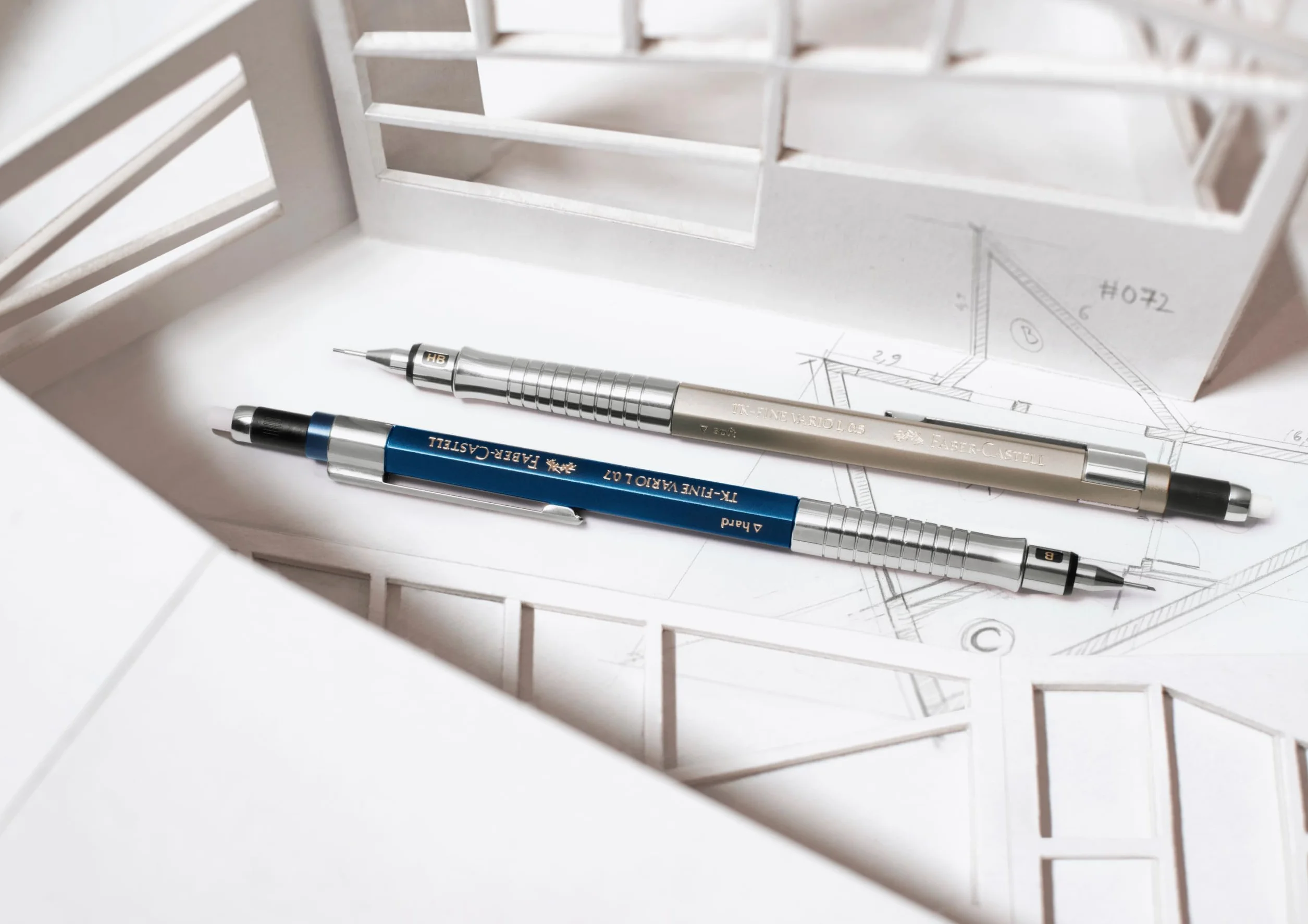 Faber-Castell 135542 - ołówek automatyczny TK-Fine Vario L 0,5 mm, indygo, ołówek minowy z mechanizmem miękkim/twardym
