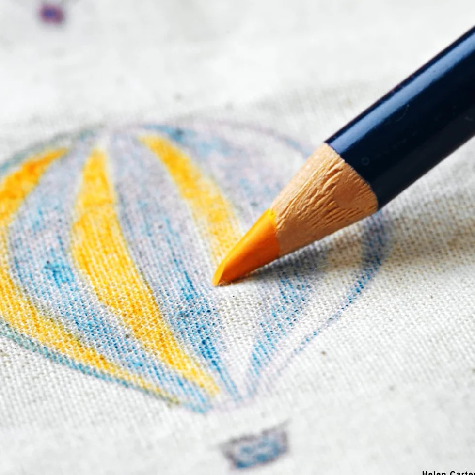 Derwent Inktense Zestaw 72 Trwałych Wodorozpuszczalnych Kredek Rdzeń 4 mm Metalowe Pudełko