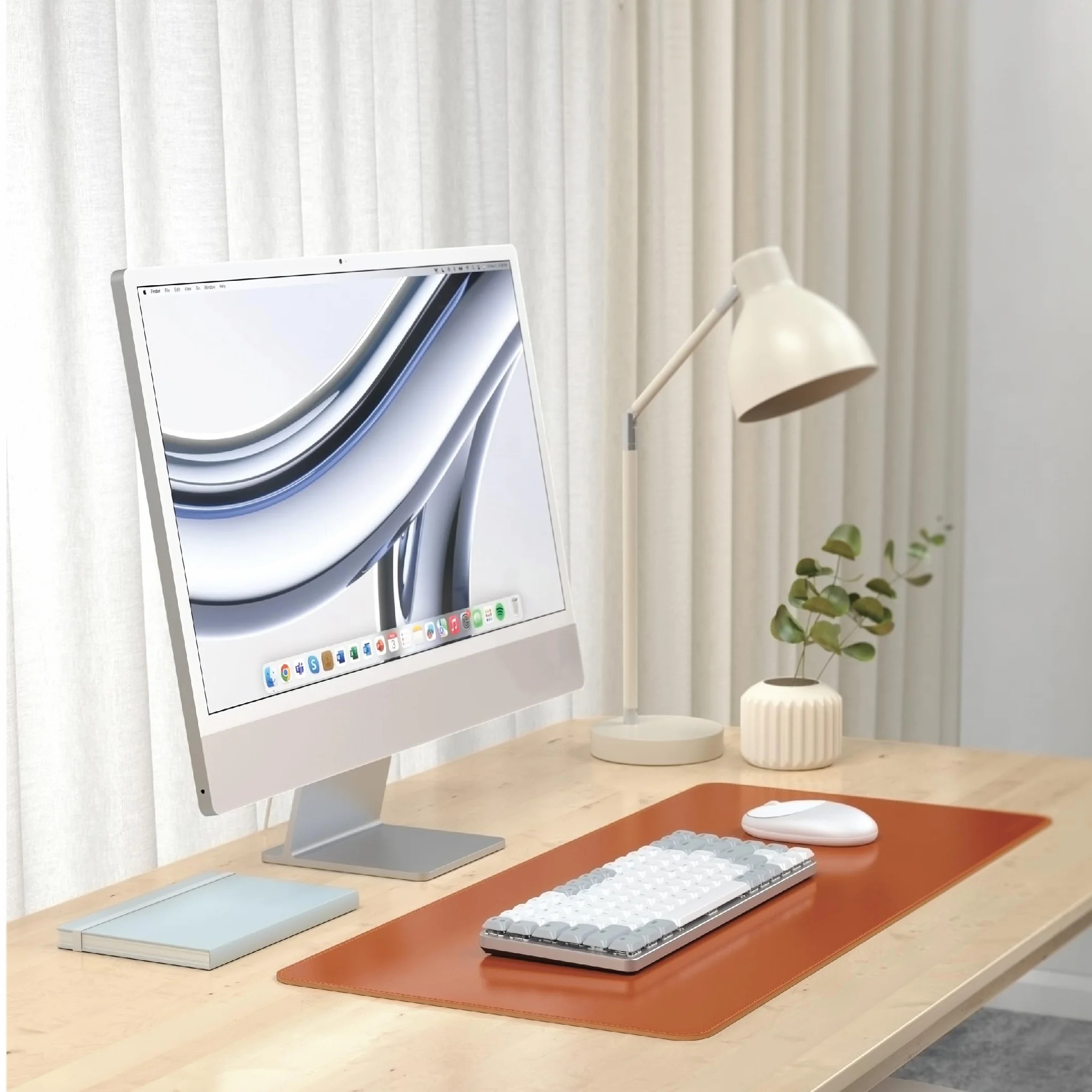 SATECHI Podkładka Pod Mysz Xxl 68 X 32 cm, Duża I Elegancka Podkładka na Biurko Do Biura, Gier I Domu, Odporna na Zarysowania, Materiał Premium – Brązowa