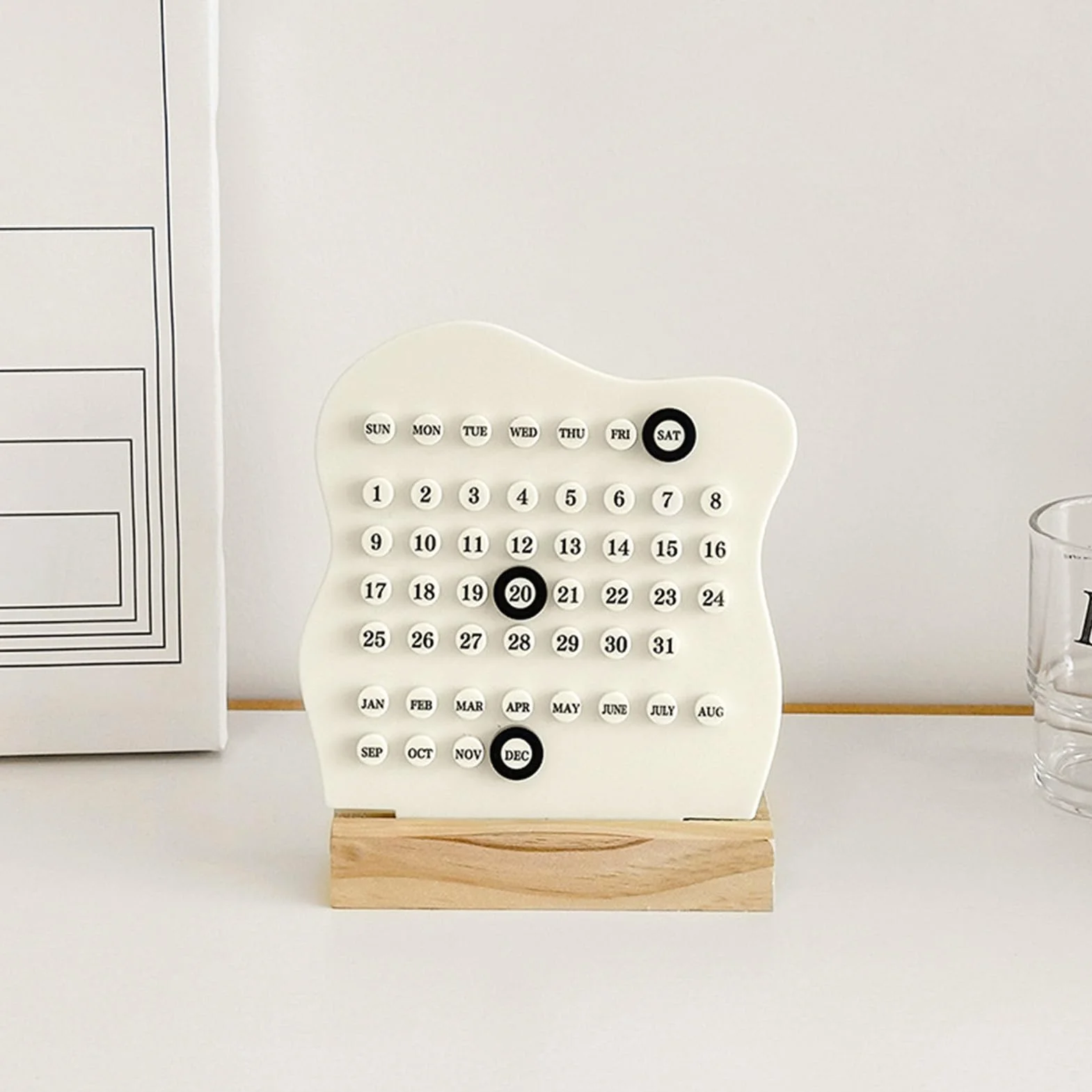 Perpetual Desk Calendar, Desktop Table Display, 5.91x1.57in Reusable Date Organizer, Cute Aesthetic Design, Authentic Easy to Use for Home, Classroom, Hotel, Stationery Decor