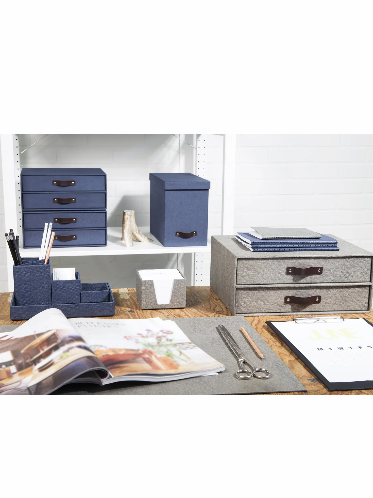 Bigso Box of Sweden BIRGER Pudełko z szufladami organizer na biurko 2 szuflady płyta pilśniowa papier len szary