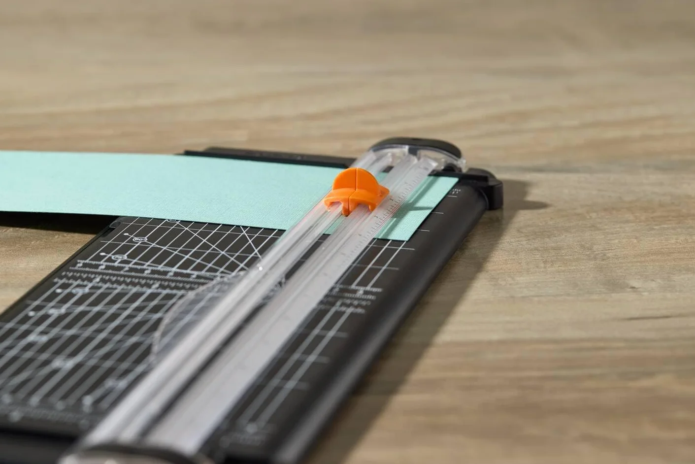 Fiskars Trymer SureCut A4 z mieszanki recyklingowej