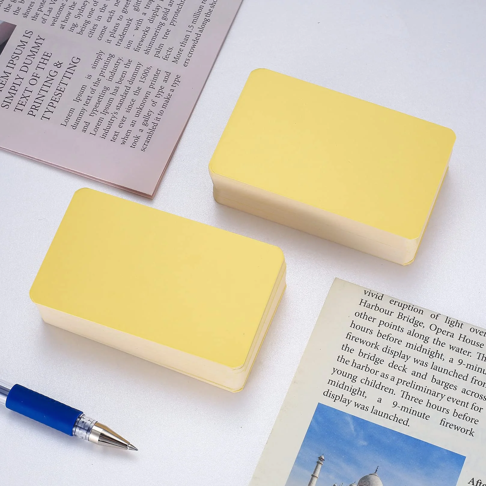 150 sztuk pustych kartek papierowych, fiszki do zapamiętywania, puste karty do gry, karty z papieru kraftowego, wizytówki, papier do majsterkowania, nauki, zapamiętywania, kolor żółty, 8,9 x 5,2 cm