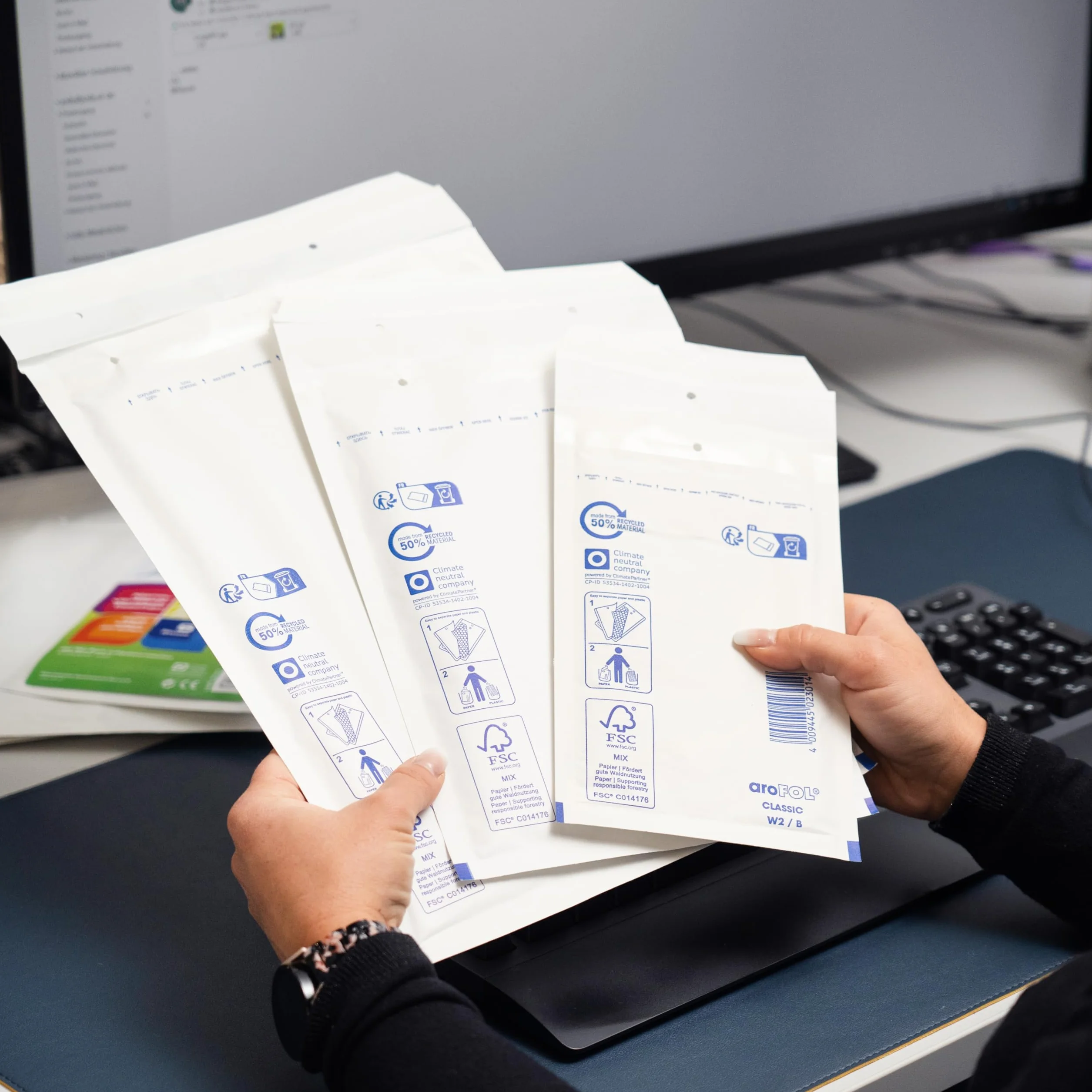 ÖKI Zestaw kopert bąbelkowych - koperty bąbelkowe | zestaw do gospodarstwa domowego z poduszkami powietrznymi A6, A5 i A4 | wyściełane koperty/torebki wysyłkowe | 6 sztuk/rozmiar