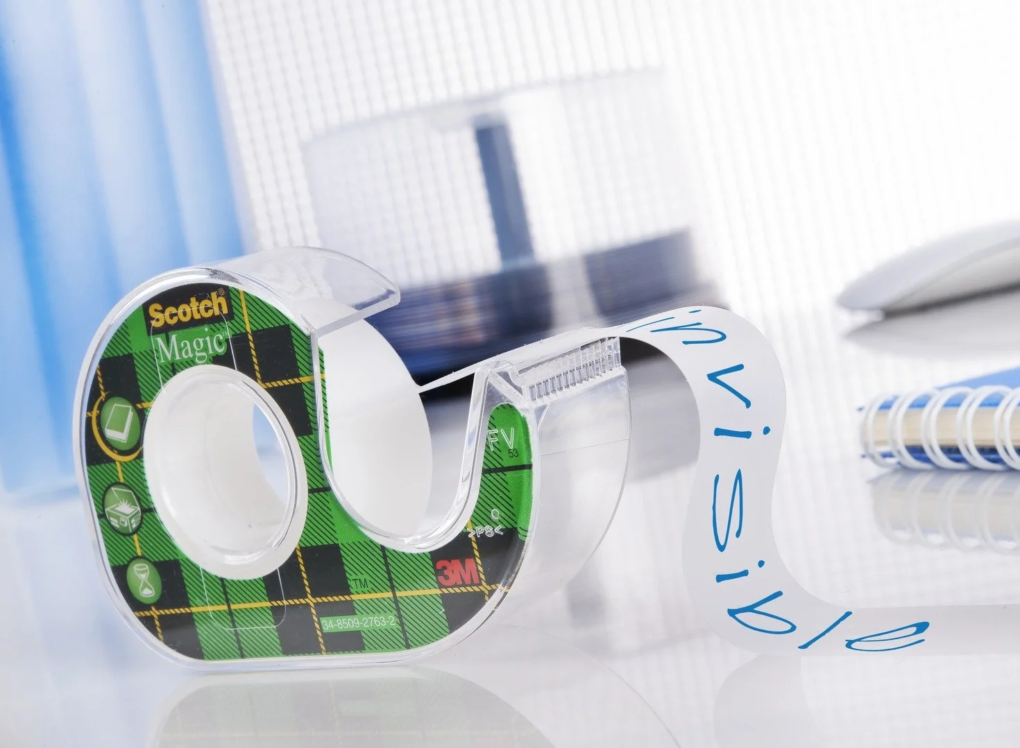 Scotch Magic Tape – 1 rolka, 19 mm x 7,5 m + dozownik ręczny – niewidoczna taśma klejąca, do pakowania prezentów bożonarodzeniowych, opisywania kartek bożonarodzeniowych – nieodzowny dodatek