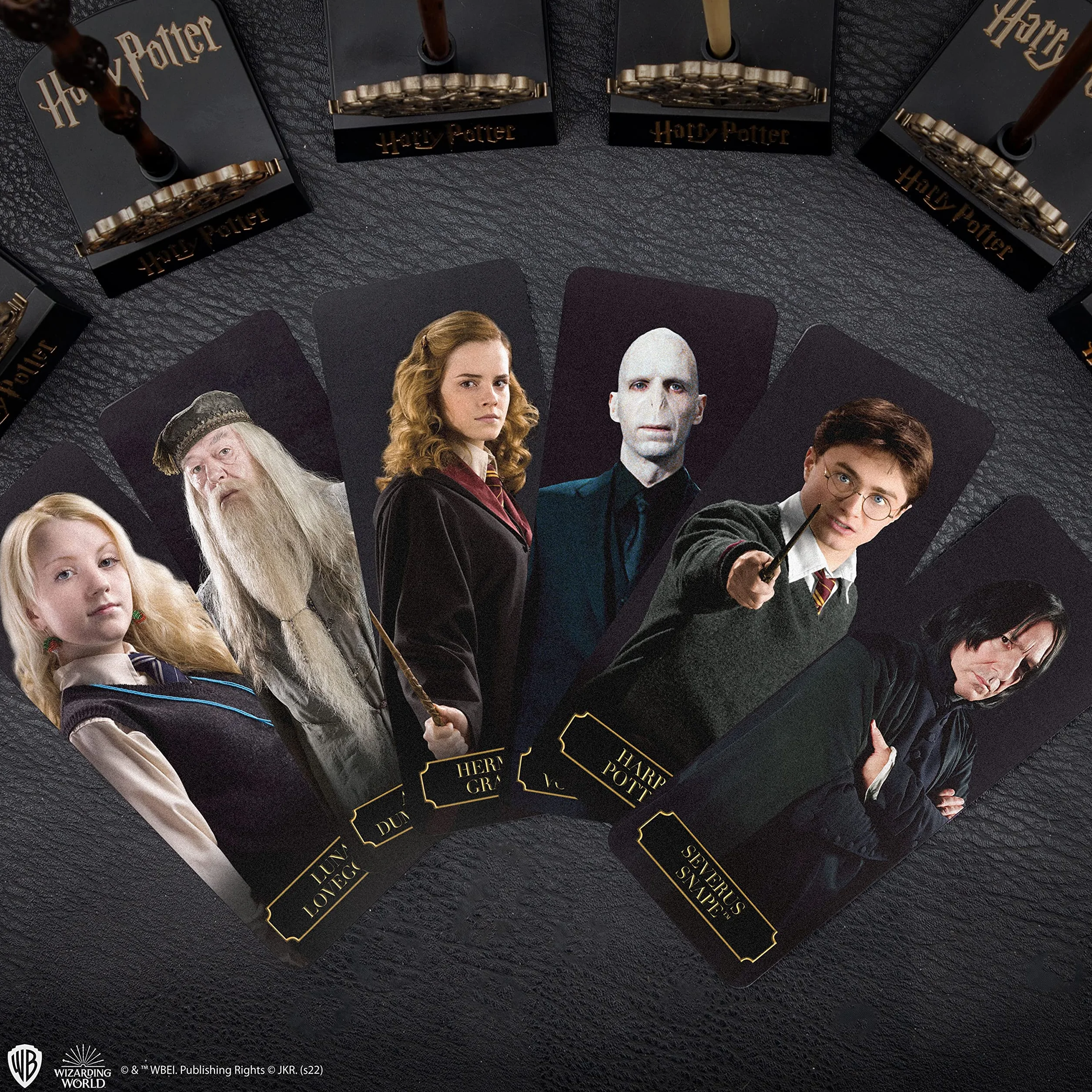 Harry Potter Magiczna różdżka Albus Dumbledore z podstawką i soczewkową zakładką Oficjalna licencja