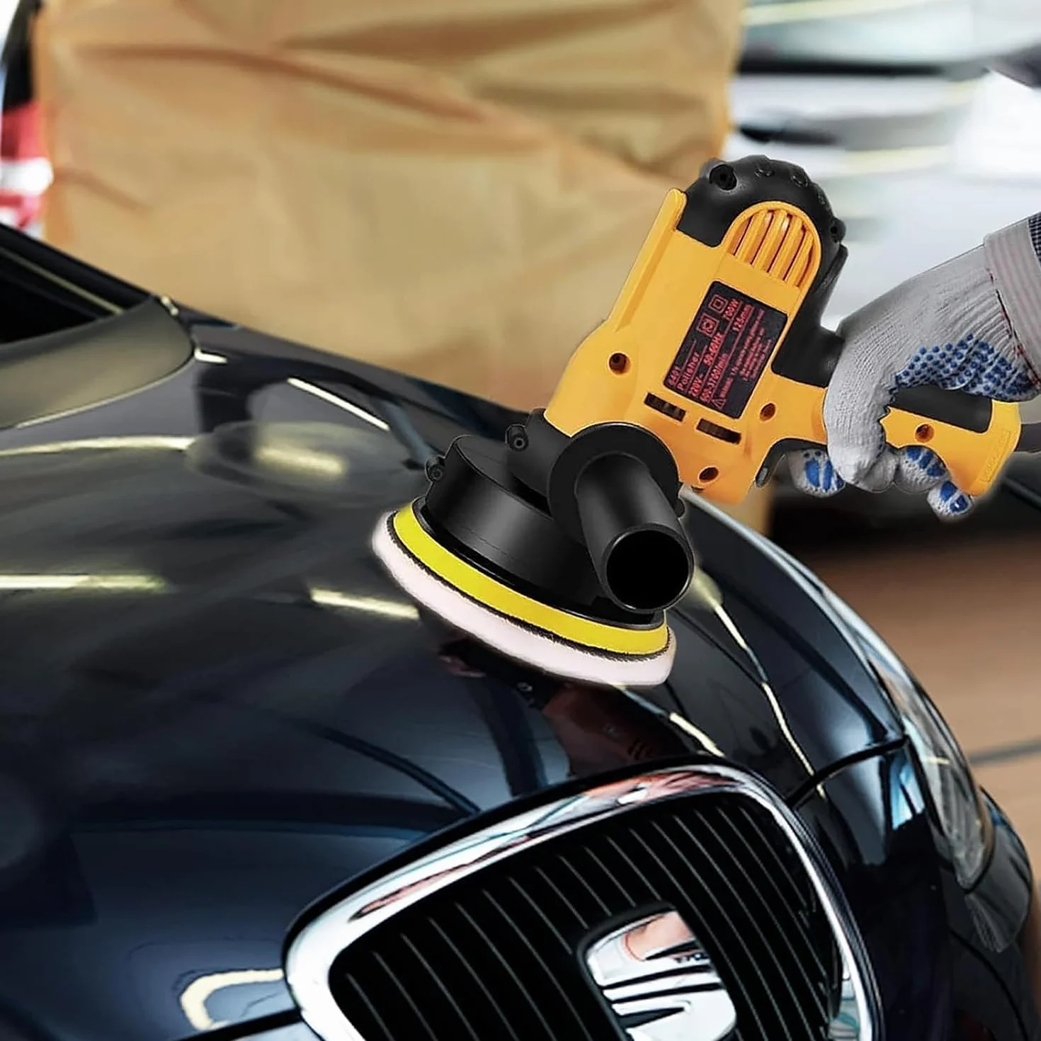 Mini polerka 700 W, zestaw 31 polerek samochodowych i łodzi