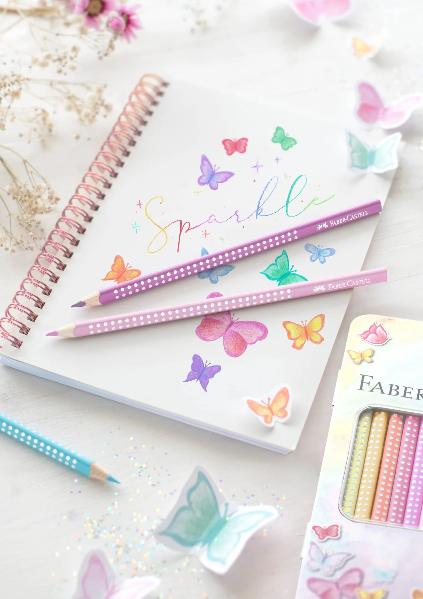 FABER-CASTELL zestaw kredek Sparkle Pastel 12 sztuk metalowe etui trójkątne