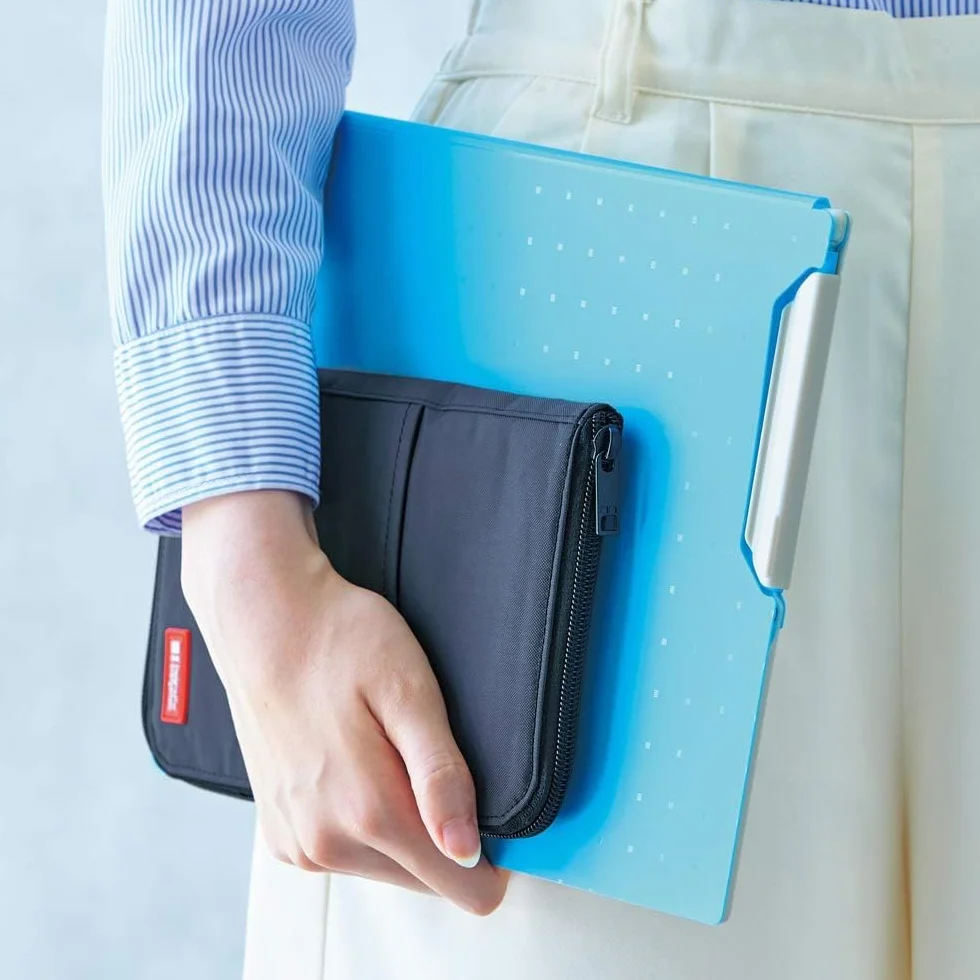 LIHITLAB LAB Wąski piórnik na długopisy 0,7 × 14 x 21,5 cm czarny