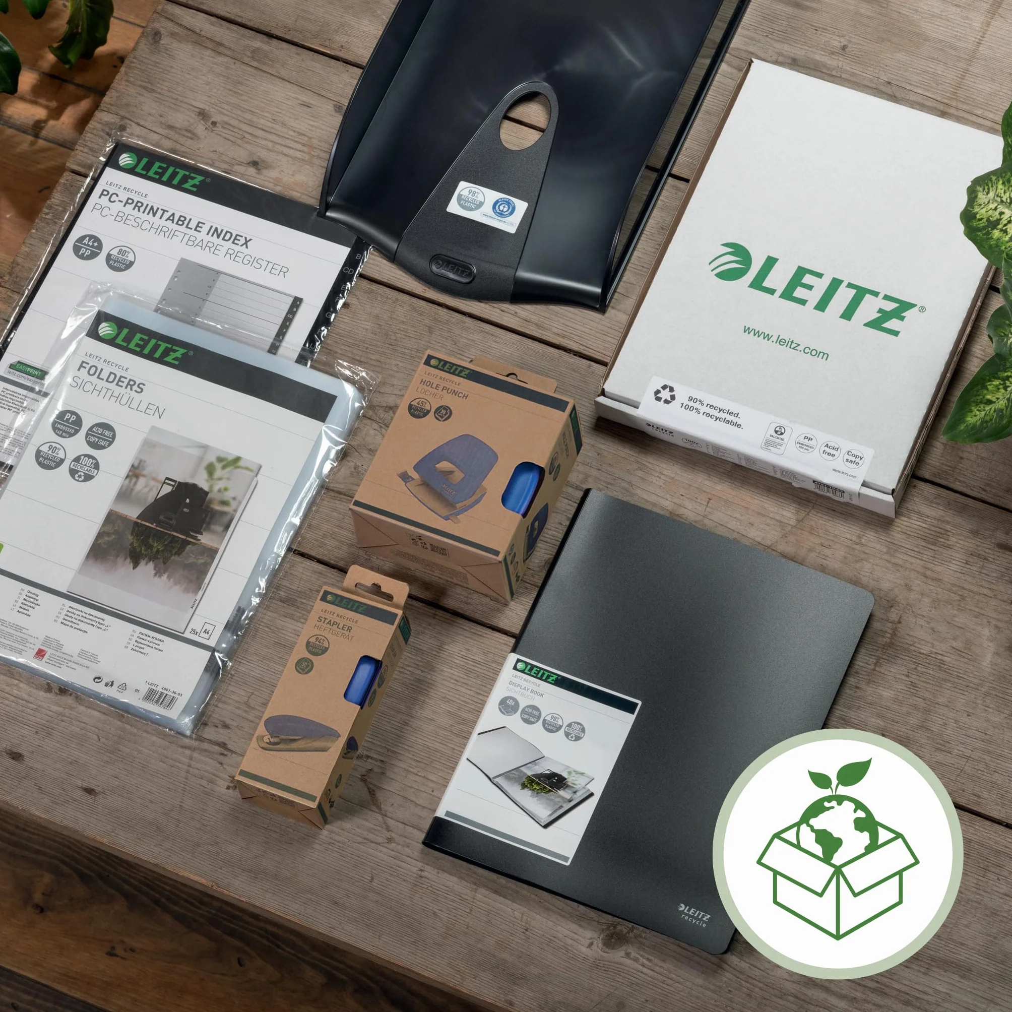 Leitz NeXXt Recycle Zszywacz do 30 Kartek Zintegrowany Rozszywacz Czarny