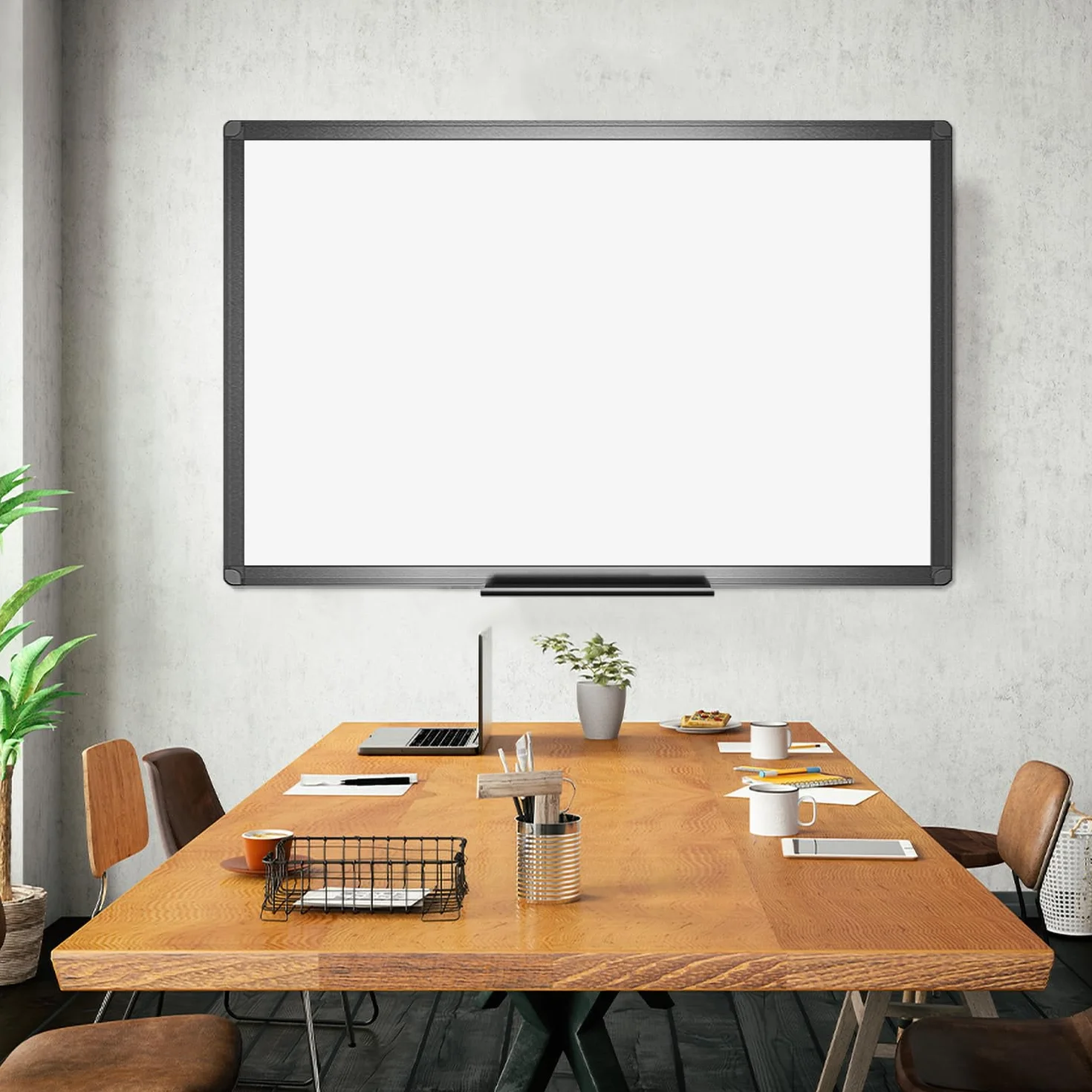VIZ-PRO Magnetyczna tablica suchościeralna 120 x 90 cm, tablica suchościeralna z czarną aluminiową ramą i tacą na długopisy