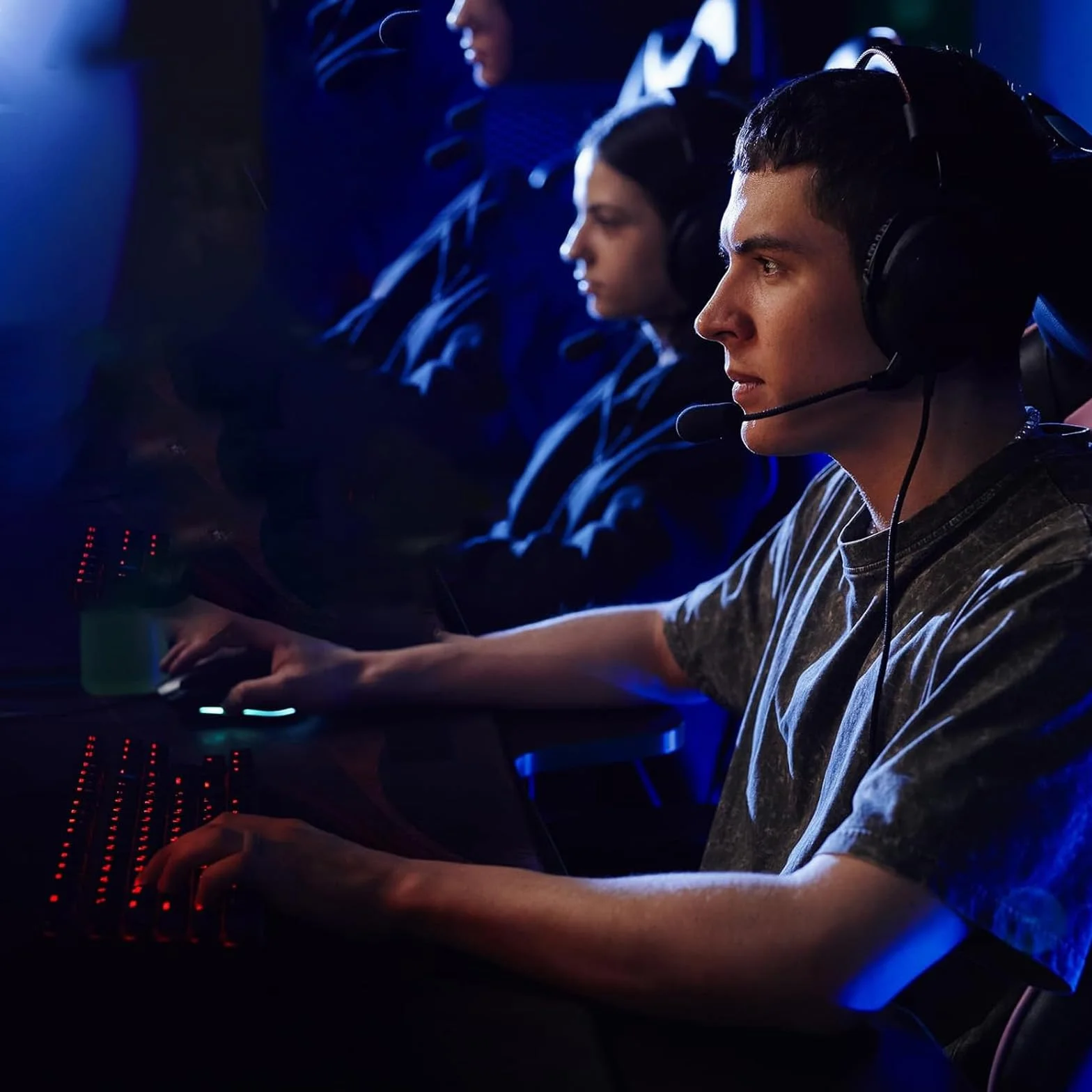 Taśma przyczepna do myszy, kompatybilna z Logitech G Pro Griptape Gaming Mouse, antypoślizgowa taśma do chwytu myszy, akcesoria do myszy gamingowej, samoprzylepne, przycięte na wymiar naklejki Taśma