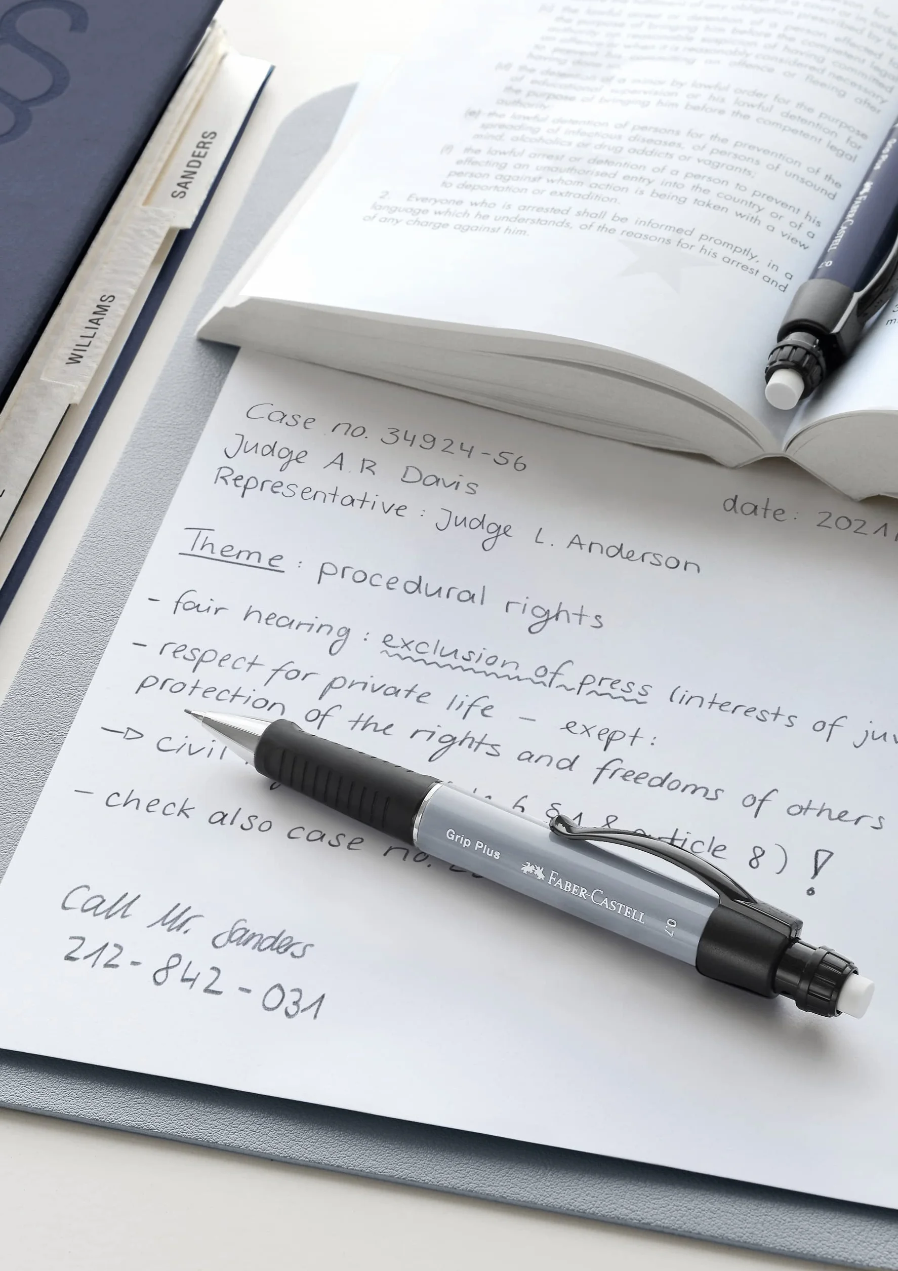 FABER-CASTELL 130732 – ołówek automatyczny GRIP PLUS, grubość wkładu: 0,7 mm, kolor korpusu: niebieski metaliczny, 1 sztuka