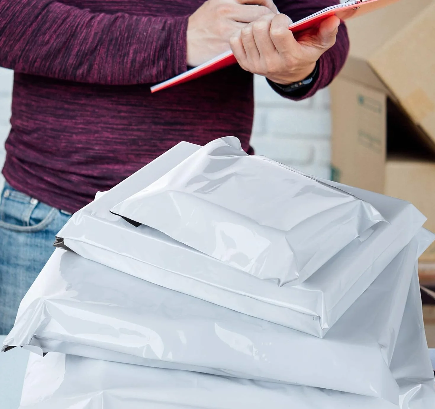 Samoprzylepne kieszenie wysyłkowe Vinted 4 rozmiary nieprzezroczyste koperty plastikowe wodoodporne opakowania na ubrania buty