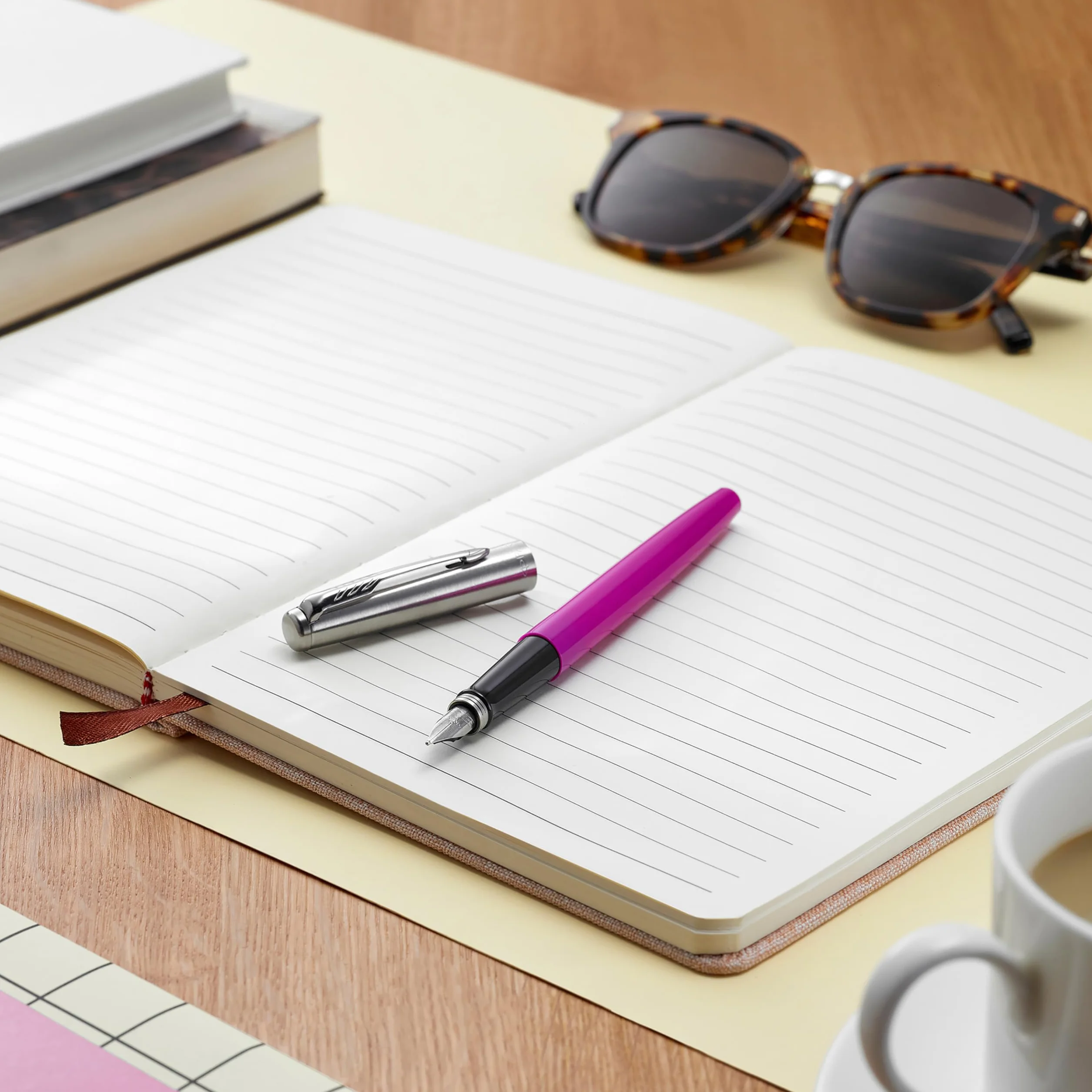 Parker Jotter Originals Pióro wieczne, klasyczne magenta, średnia stalówka, niebieski i czarny atrament