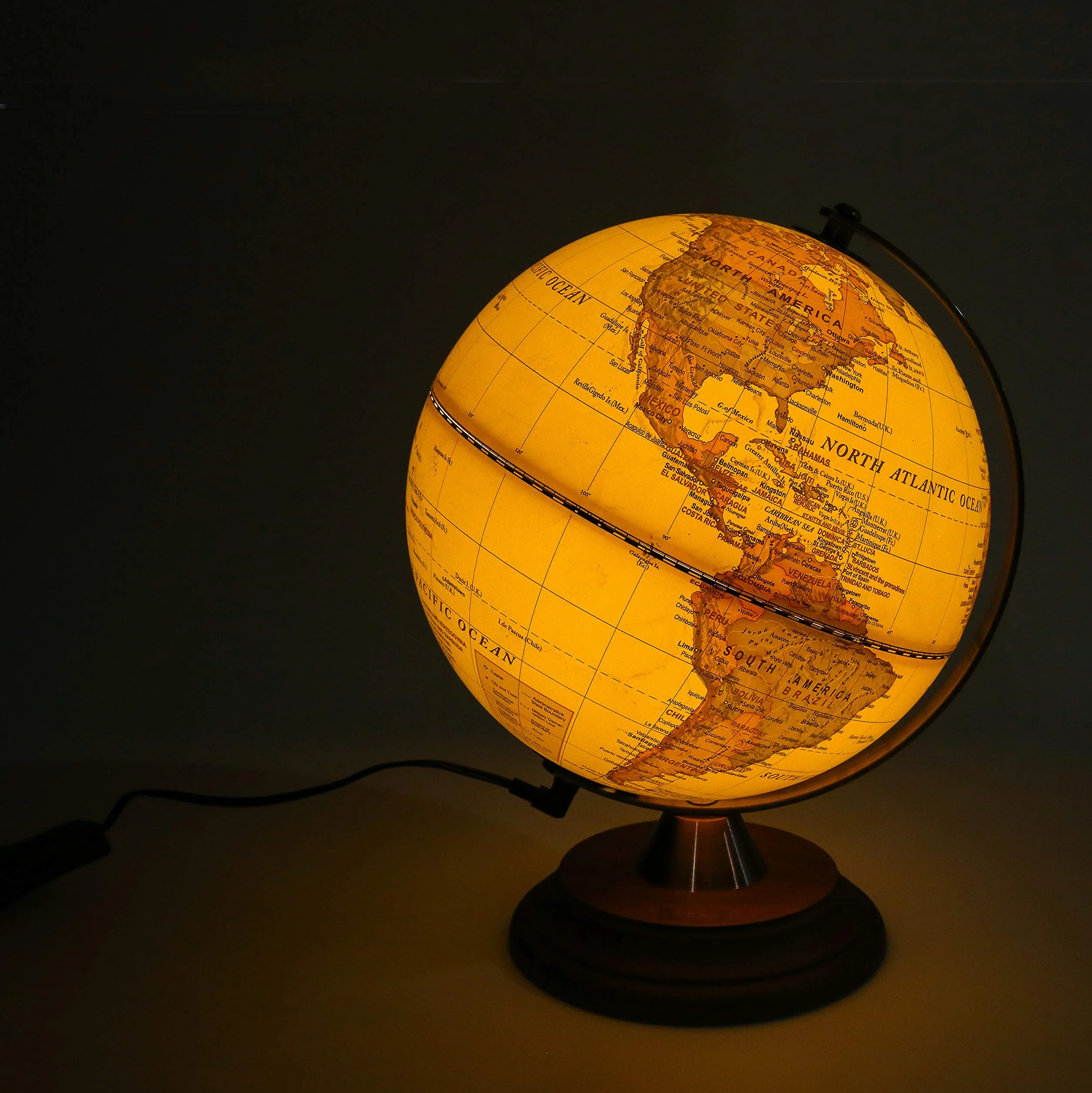 Exerz Podświetlany globus świata 20 cm antyczny drewniany stojak metalowy łuk 2 w 1 lampa LED dzień i noc